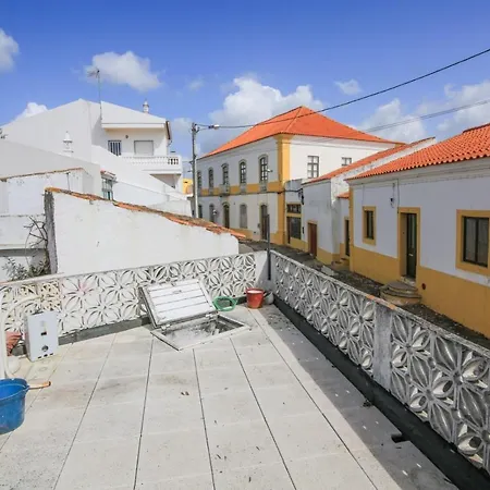 Low Cost Flat In Pera